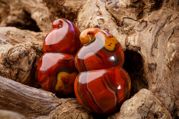 Jade and agate crafts beautifully carved using traditional techniques