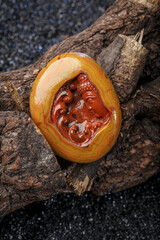 Jade and agate crafts beautifully carved using traditional techniques