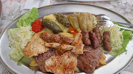 Belle assiette conviviale pour 2