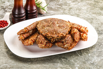 Delicous gurmet Steamed hairy crab