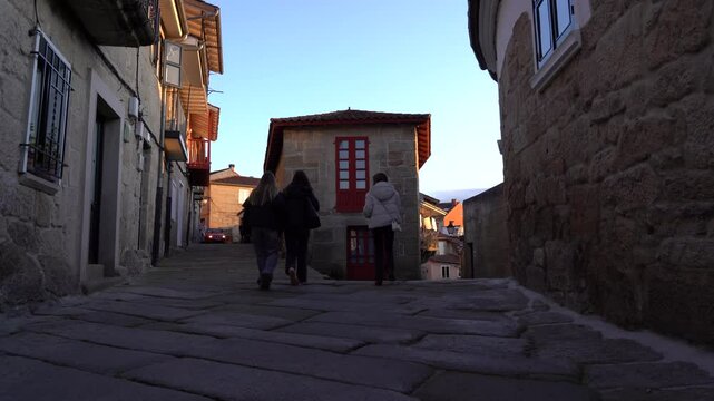 calles del pueblo de Allariz, Orense, Galicia, Espa&ntilde;a. Enero de 2025.