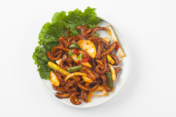   A food made by frying eel in oil with vegetables such as onions, peppers, green onions, and various seasonings.