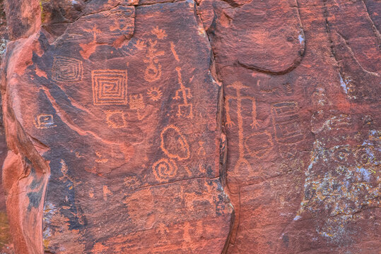 Close-up of petroglyphs on rocks, Crane Petroglyph Heritage Site, Coconino National Forest, Verde Valley, Arizona, USA