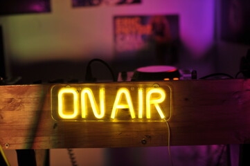 Platines pour dj mix en studio