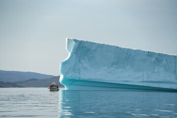 Große Eisberge und Gletscher in Grönland bei Ilulissat in der Diskobucht