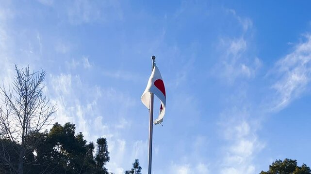 寒川神社 揺らめく日本国旗