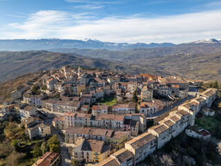 Obraz premium Aerial drone photo of the mountain town named Oratino in Campobasso, Italy.