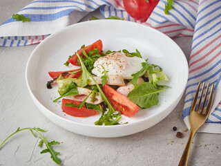 Poached egg with greens