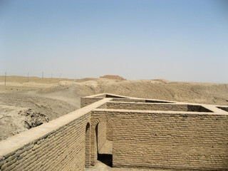 A view of the Iraq Desert near the Ziggurat