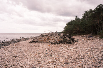 Altes Schiffswrack an der K&uuml;ste &Ouml;land
