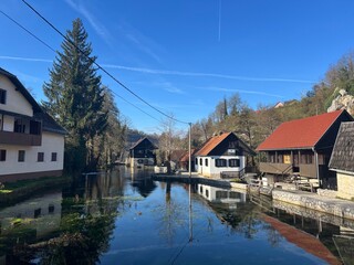 Fototapeta premium houses on the lake