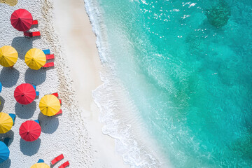 Naklejka premium Tropical beach with colorful umbrellas and turquoise water