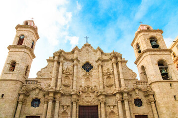 Obraz premium Cuba, Havana. Havana Cathedral. The Cathedral of the Virgin Mary of the Immaculate Conception. Cuban Baroque facade. 2016-03-30