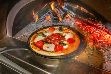 ミックスピザ　Italian delicious food mixture pizza