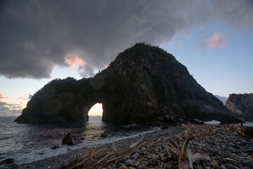 夕陽があたる洗顔門ビーチ