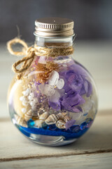 ハーバリウムのボトル　インテリアイメージ