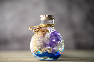 ハーバリウムのボトル　インテリアイメージ