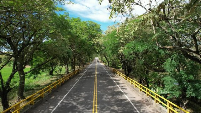 Carretera de Colombia hacia el Huila