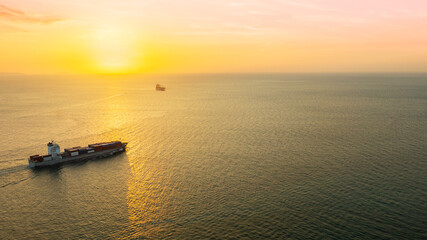 Naklejka premium Aerial view of the freight shipping transport system cargo ship container. international transportation Export-import business, logistics, transportation industry concepts 