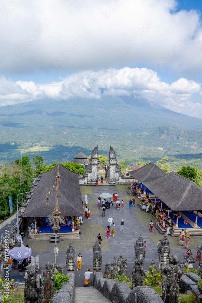 Wall mural Bali, Indonesia - October 22, 2024:  The ancient temple called 'Pura Lempuyang Luhur'. One of the oldest and the most revered temple in Bali.