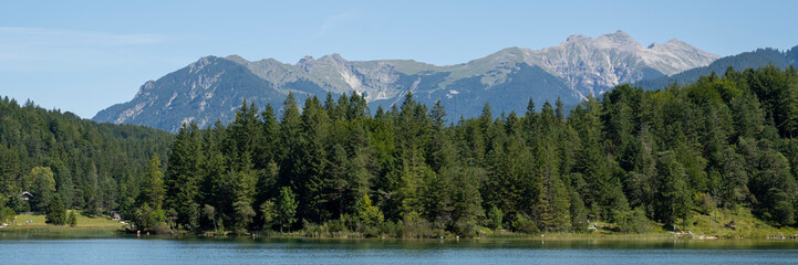 Lautersee mit Karwendelgebirge, Mittenwald, Werdenfelser Land, Alpen, Oberbayern, Bayern, Deutschland, Europa