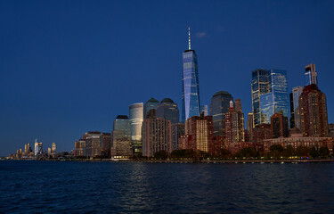 New York City widok na wieczorne drapacze chmur