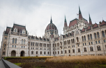Fototapeta premium Wide angle view of the famous neogothic style parliament building in the center of Budapest, Hungary