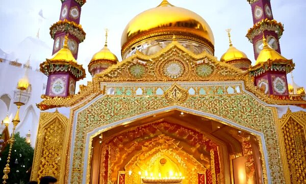 Eid Mubarak colorful luxury Islamic