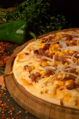 Pizza na Tábua de Madeira