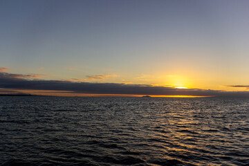 Obraz premium Atardecer en el océano de Galápagos, Ecuador