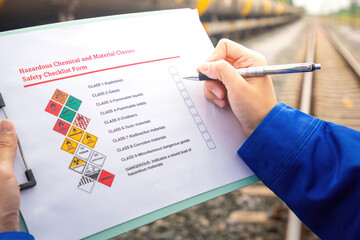 Checking on chemical hazard material checklist, for the crude oil transportation by railway...