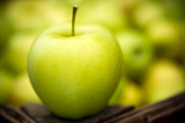 Fresh Ripe Organic Golden Delicious Green Apple