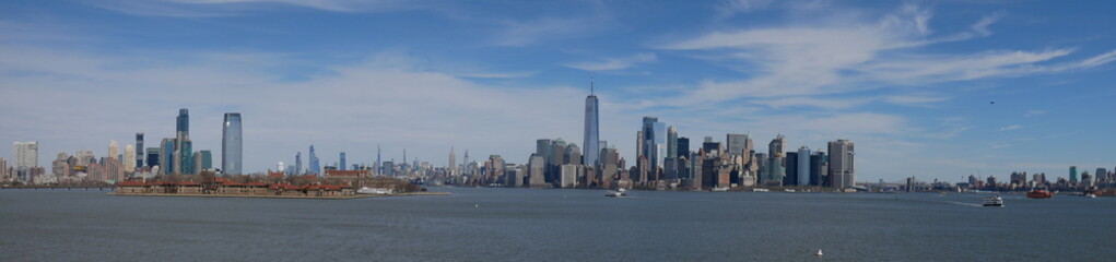 Naklejka premium Manhattan skyline, New York City, NYC, horizon, gratte-ciel, architecture, ville, urbain, métropole, États-Unis, Amérique, Big Apple, Empire State Building, One World Trade Center, Freedom Tower, Chry