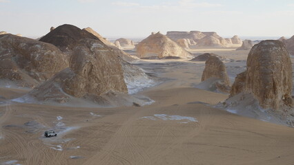 désert blanc, Égypte, Sahara, formations rocheuses, calcaire, craie, paysage désertique, sable, dunes, érosion, géologie, nature, parc national, formations naturelles, rochers, aventure, exploration, 