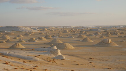 d&eacute;sert blanc, &Eacute;gypte, Sahara, formations rocheuses, calcaire, craie, paysage d&eacute;sertique, sable, dunes, &eacute;rosion, g&eacute;ologie, nature, parc national, formations naturelles, rochers, aventure, exploration, 