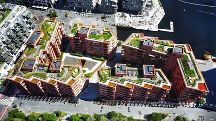 Vue aérienne panoramique de la ville Oslo avec architecture Barcode Project, la mer, opéra,...