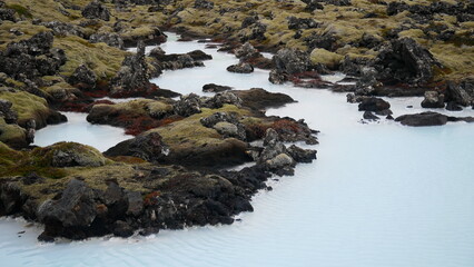 Blue Lagoon, Islande, lagon bleu, spa g&eacute;othermique, eaux thermales, bain thermal, source chaude, bien-&ecirc;tre, relaxation, tourisme, attraction touristique, paysage volcanique, nature, bain min&eacute;ral, soin