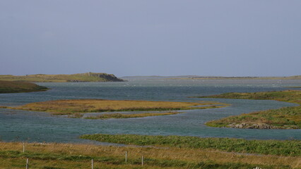Islande, paysages, nature, volcans, glaciers, cascades, aurores boréales, geysers, sources chaudes, fjords, montagnes, Reykjavik, Blue Lagoon, plages de sable noir, faune, macareux, chevaux islandais,