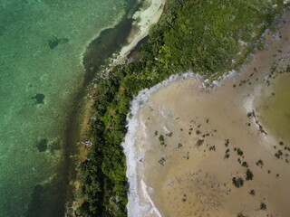 Vue aérienne professionnel au drone des Keys avec plages paradisiaque, Floride, USA
