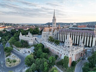 Vue aérienne panoramique de la ville capitale Budapest avec église Our Lady of Buda Castle,...