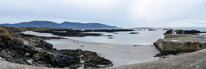 Obraz premium Evening panorama. Rossbeg beach, Co. Donegal, Ireland.