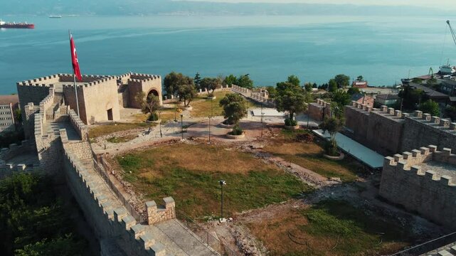 Explore Hereke Castle from the air! A beautiful drone shot with its historical texture and view of Izmit Bay.
