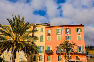 Naklejka premium Vue sur la ville de Menton, capitale du citron en France
