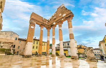 Obraz premium Ancient ruins of the Capitolium Roman Temple (Tempio Capitolino) in Brescia, Italy