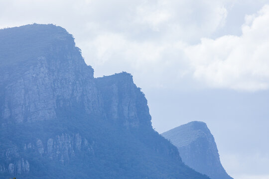 Mount Abrupt (Mud-Dadjug). The Grampians. Victoria. Australia.