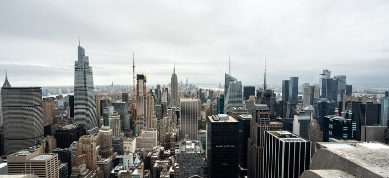 Panoramic view of manhattan skyline dominating new york city