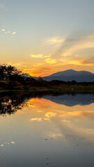 Fototapeta premium sunset over the lake