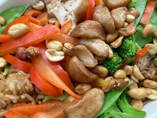 chicken and vegetable rice bowl