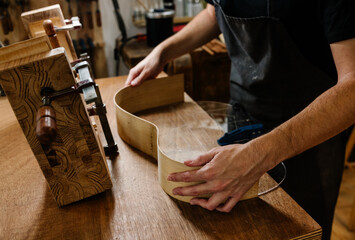 Crafting Spanish Flamenco Guitars: A Young Luthier at Work