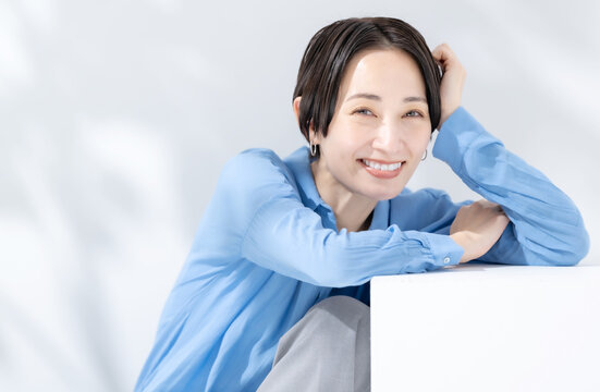 女性